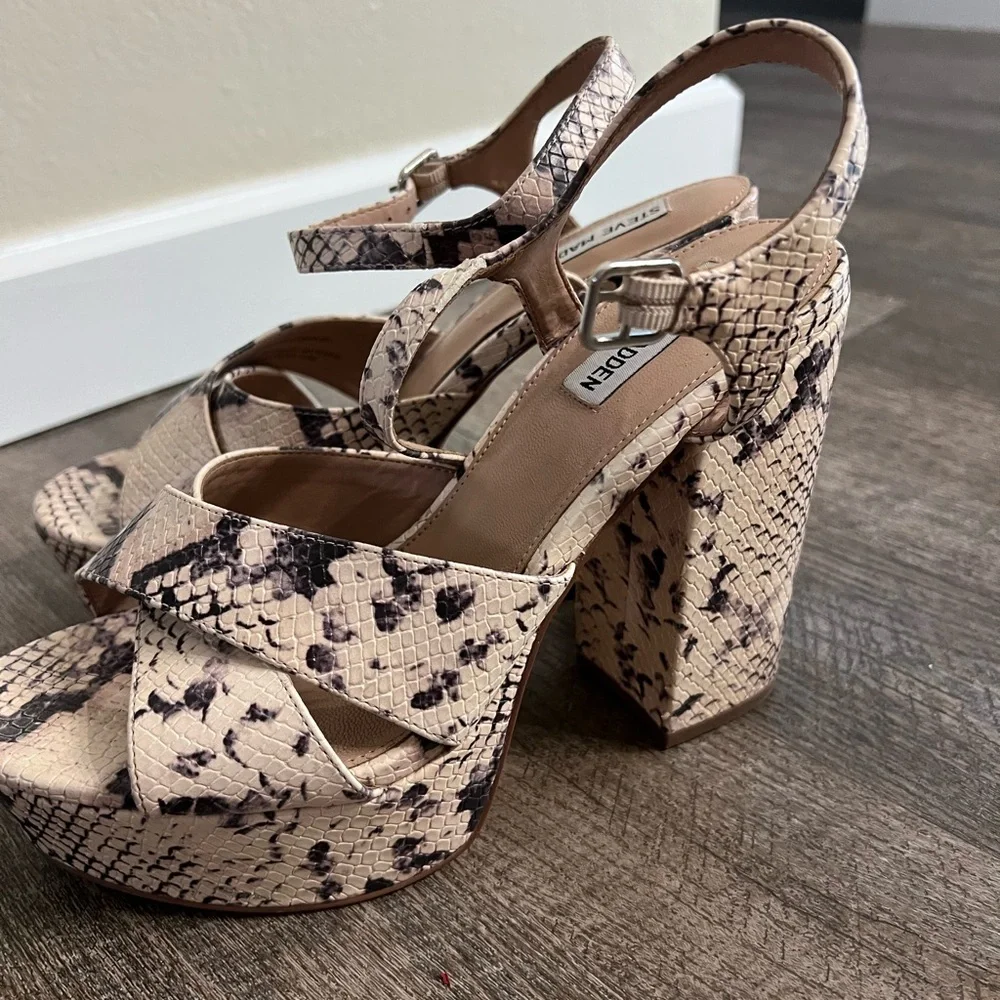 Steve Madden Neutral Snake-Print Platform Sandals